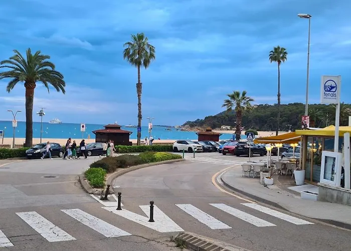 Playa Fenals 료렛 드 마르