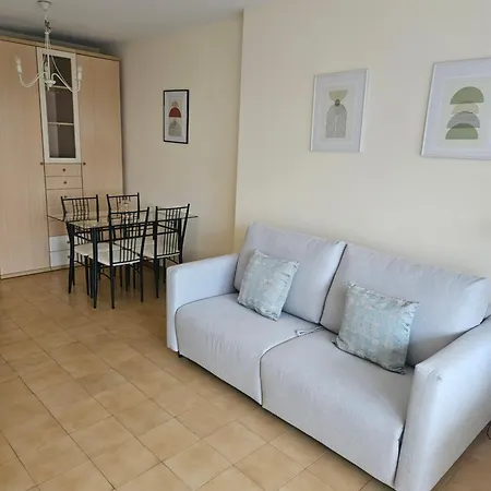 Playa Fenals Apartman